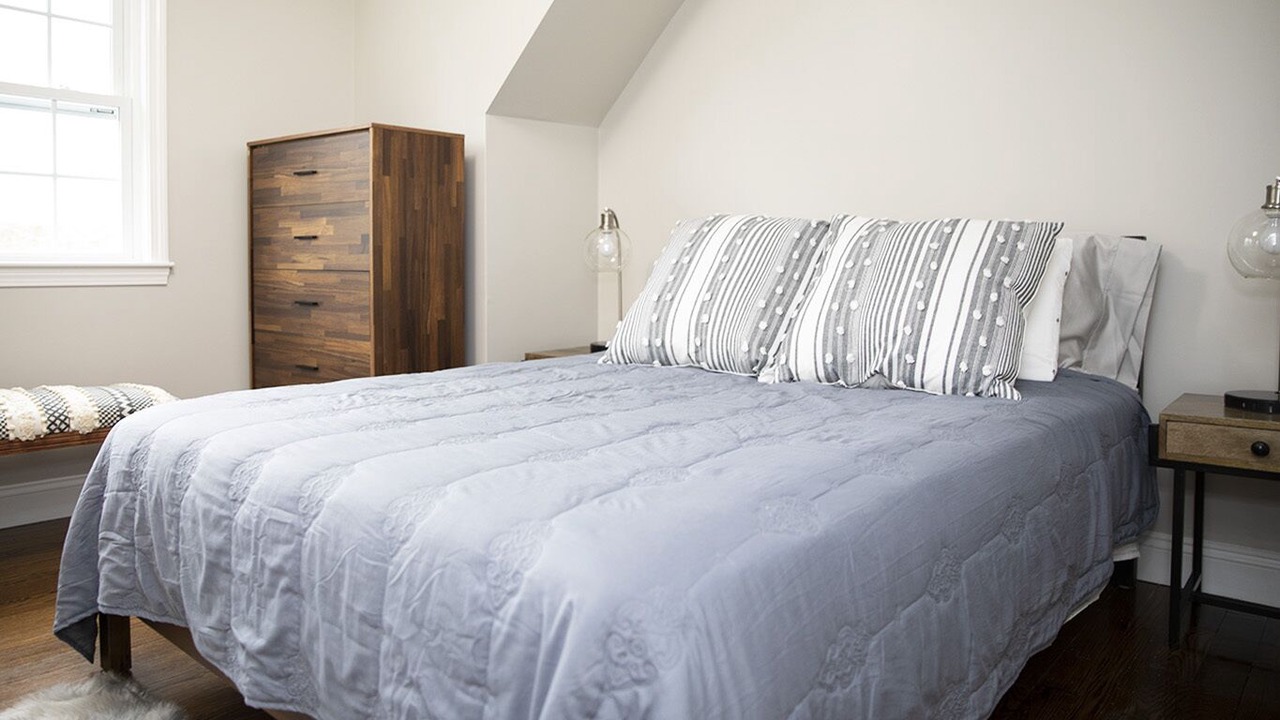 Photo of Bedroom in Yarmouth Port