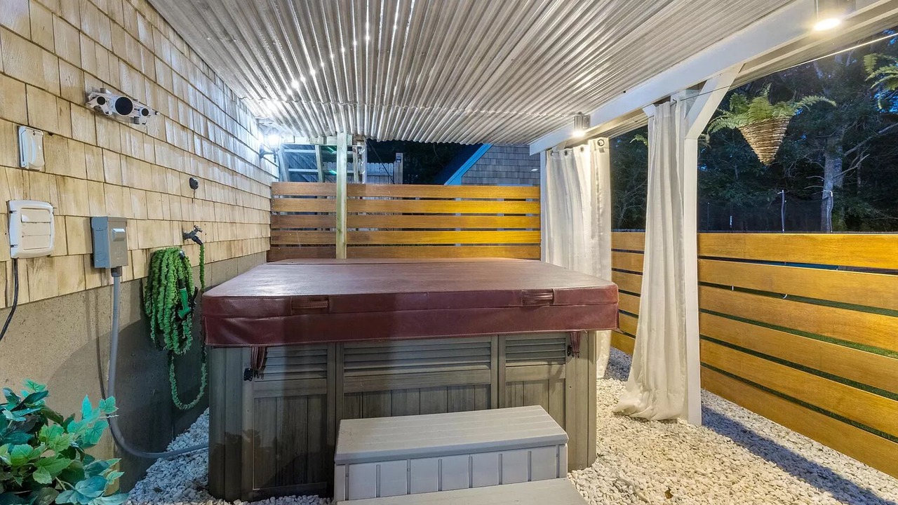 Photo of Patio Balcony in Yarmouth Port