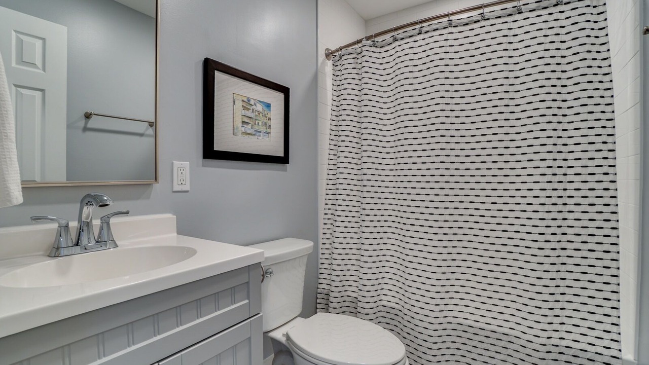 Photo of Bathroom in Sunnyside
