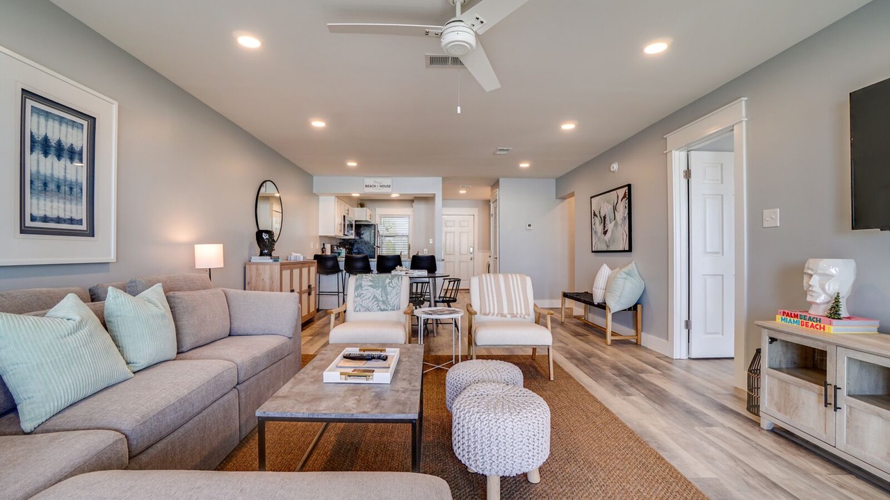 Photo of Livingroom in Sunnyside