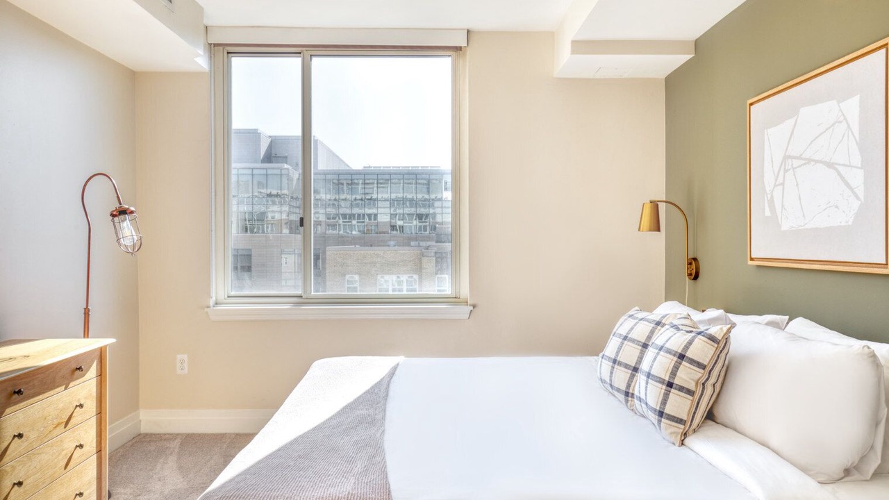 Photo of Bedroom in Foggy Bottom