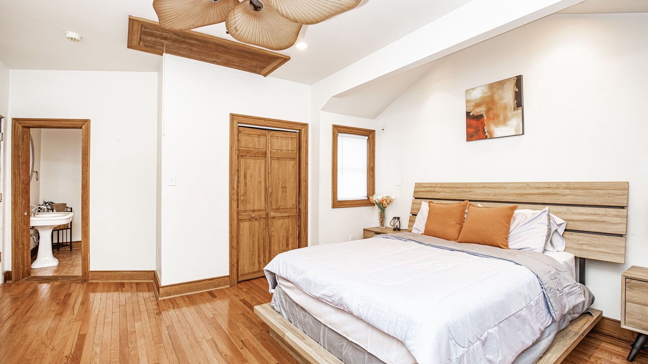 Photo of Bedroom in Mosby