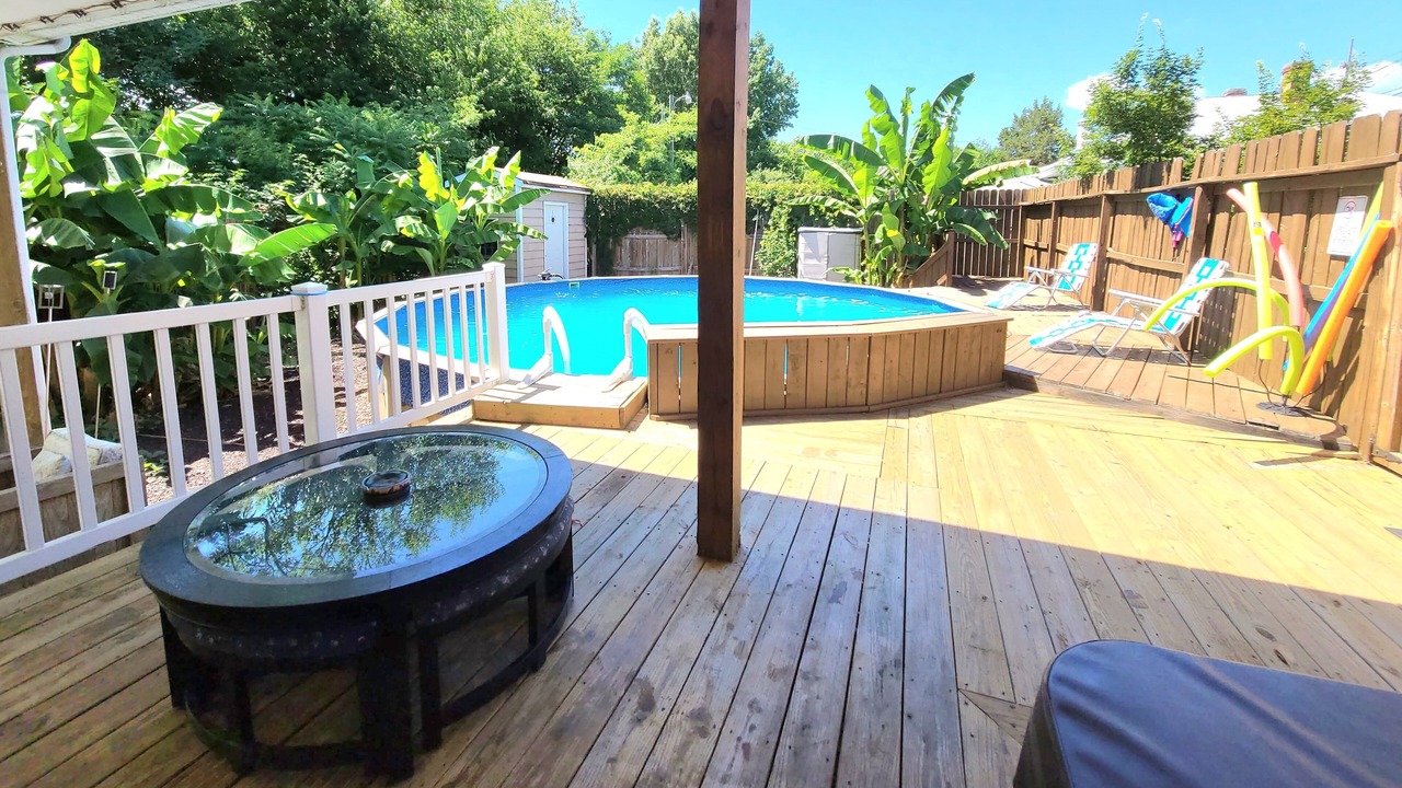 Photo of Outdoor in Mosby