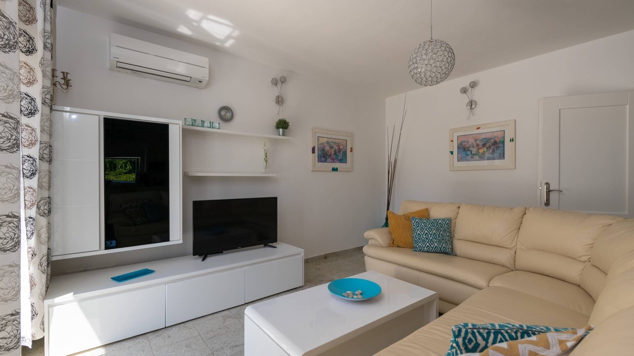 Photo of Livingroom in Vrznaveri