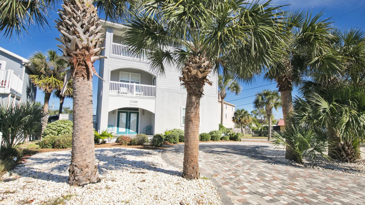 Photo of Outdoor in Bahama Beach