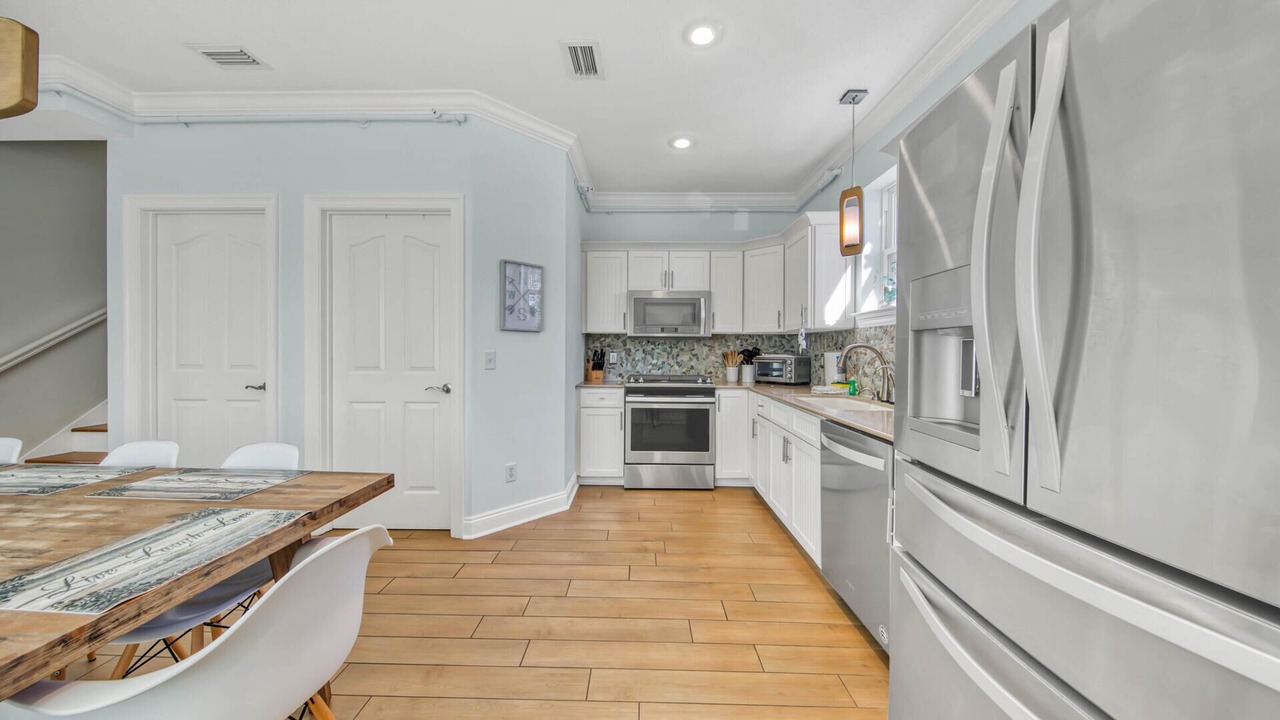 Photo of Kitchen in Bahama Beach
