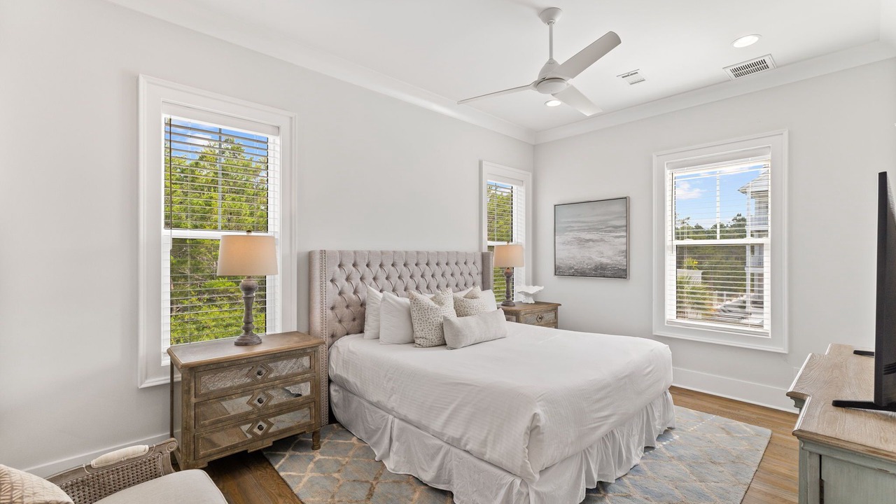 Photo of Bedroom in Seacrest