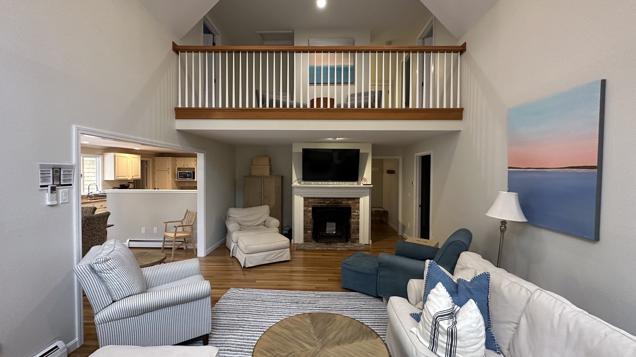 Photo of Livingroom in Osterville