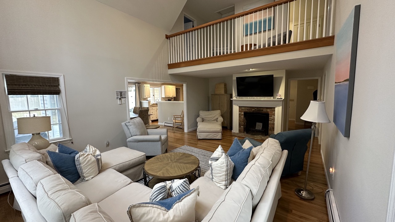 Photo of Livingroom in Osterville