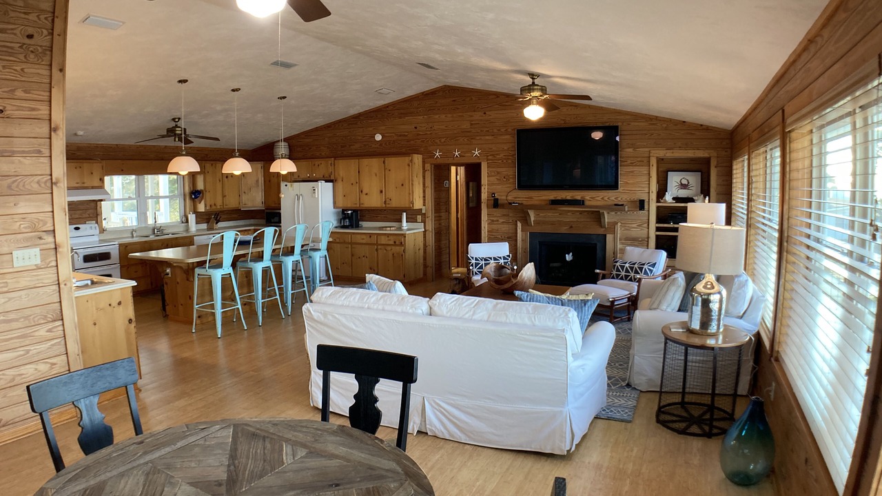 Photo of Livingroom in Alligator Point