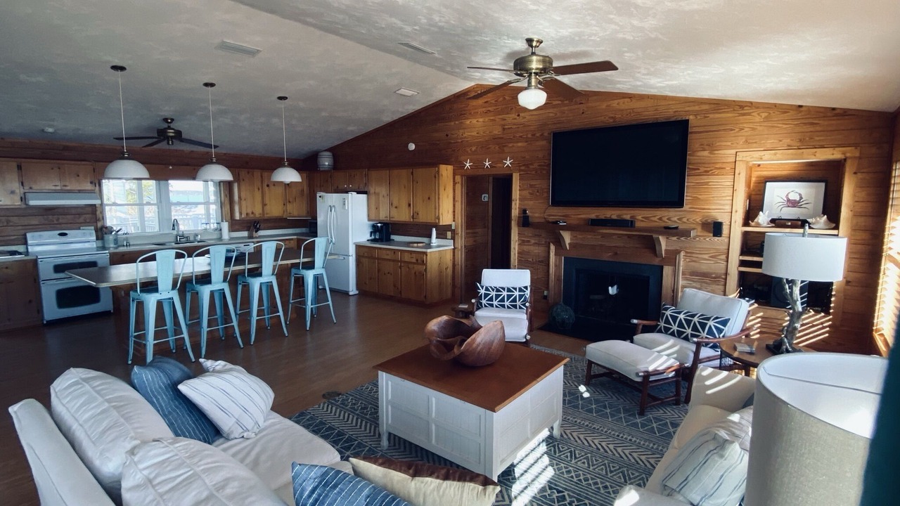 Photo of Livingroom in Alligator Point
