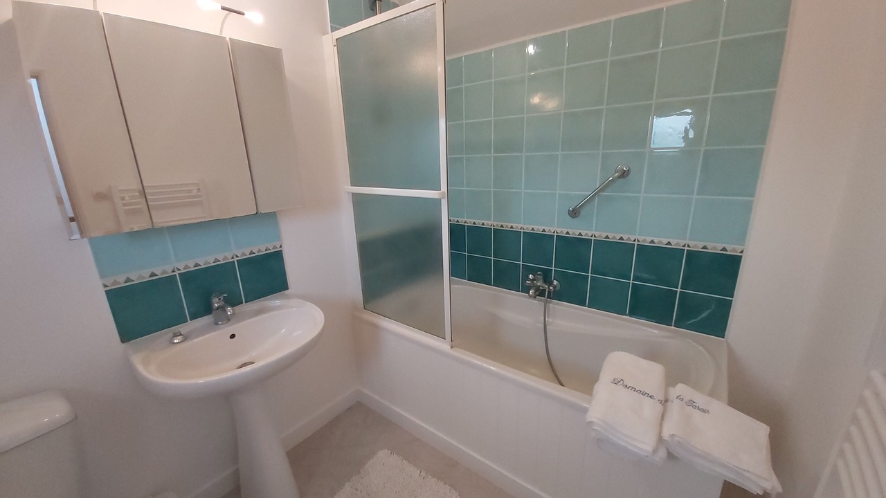 Photo of Bathroom in Calorguen