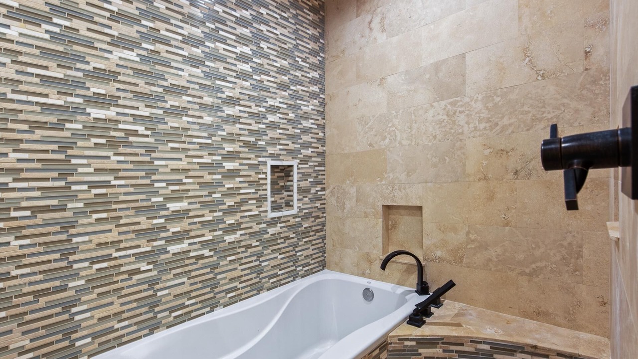 Photo of Bathroom in Beach District