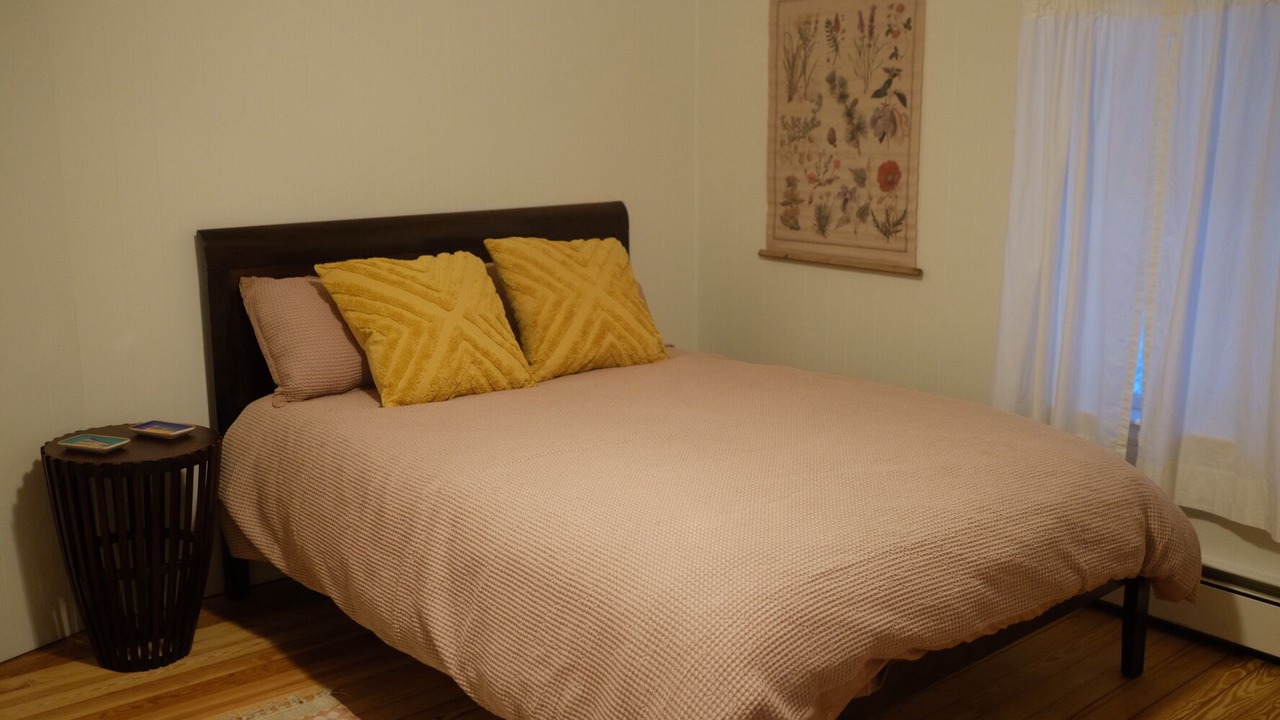 Photo of Bedroom in Bovina Center