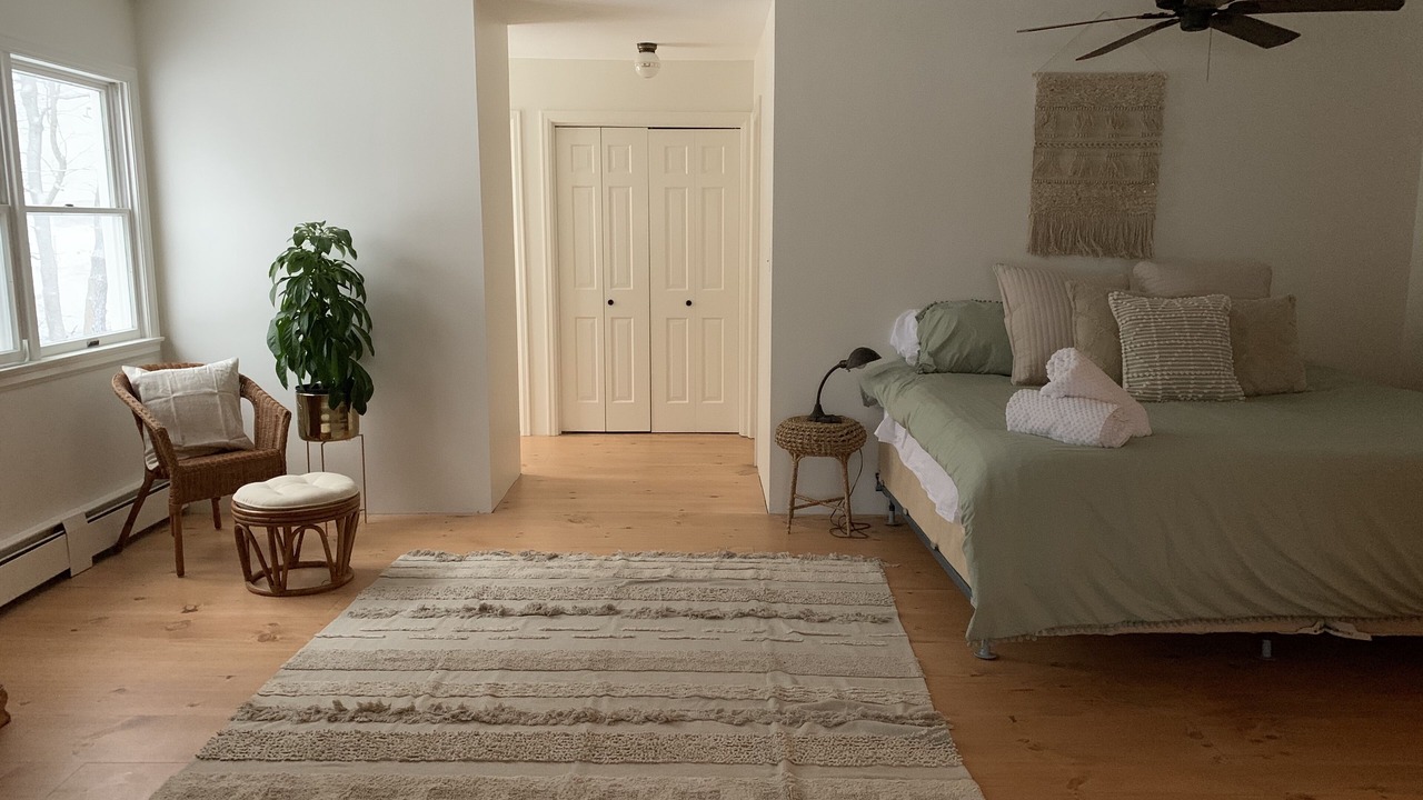 Photo of Bedroom in Bovina Center