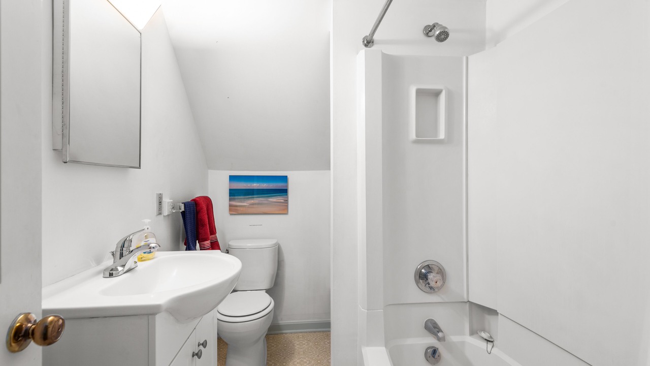Photo of Bathroom in Tasley