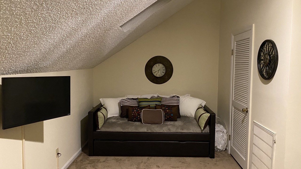 Photo of Livingroom in Kiln Creek