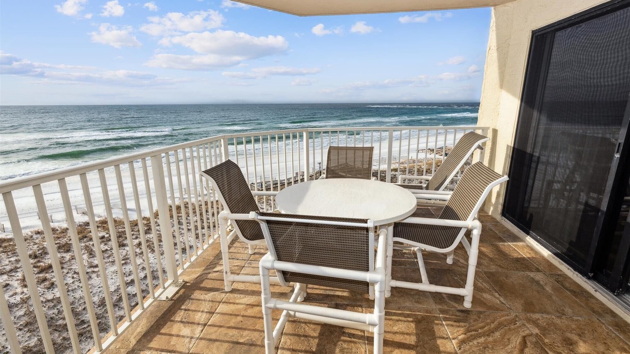 Photo of Patio Balcony in Holiday Isle