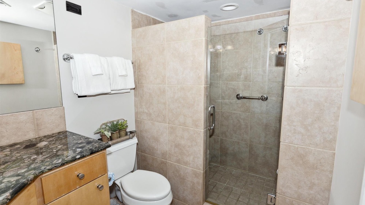 Photo of Bathroom in Holiday Isle