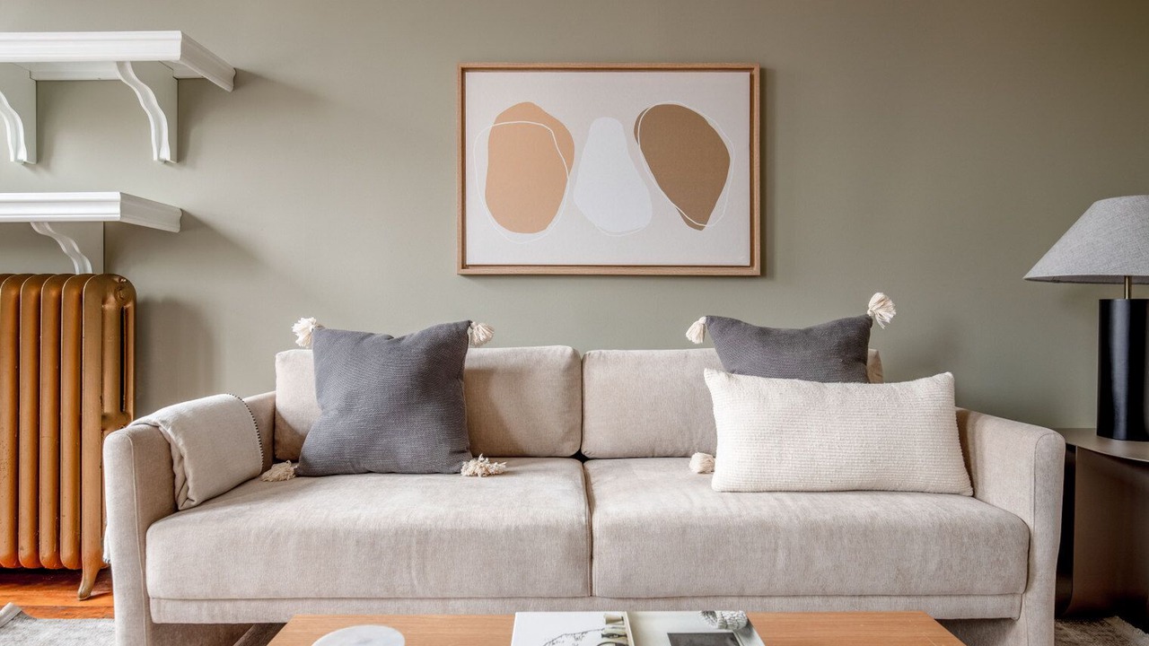 Photo of Livingroom in Logan Circle