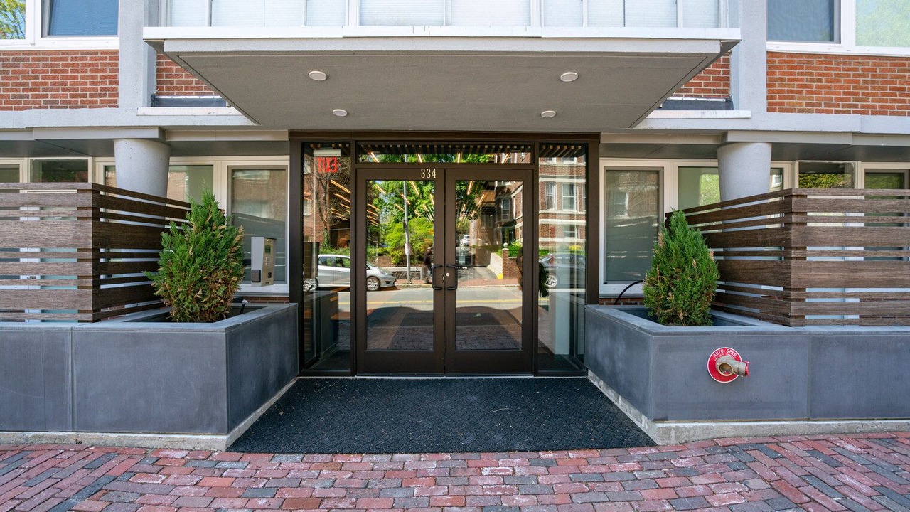 Photo of Outdoor in Mid-Cambridge