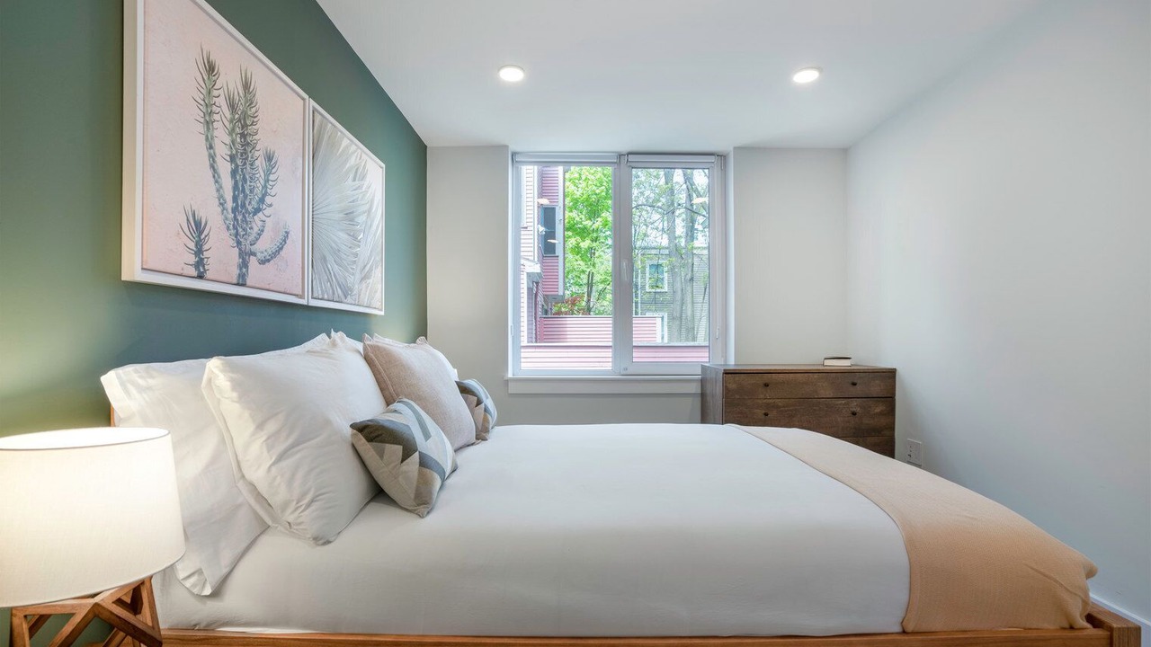 Photo of Bedroom in Mid-Cambridge