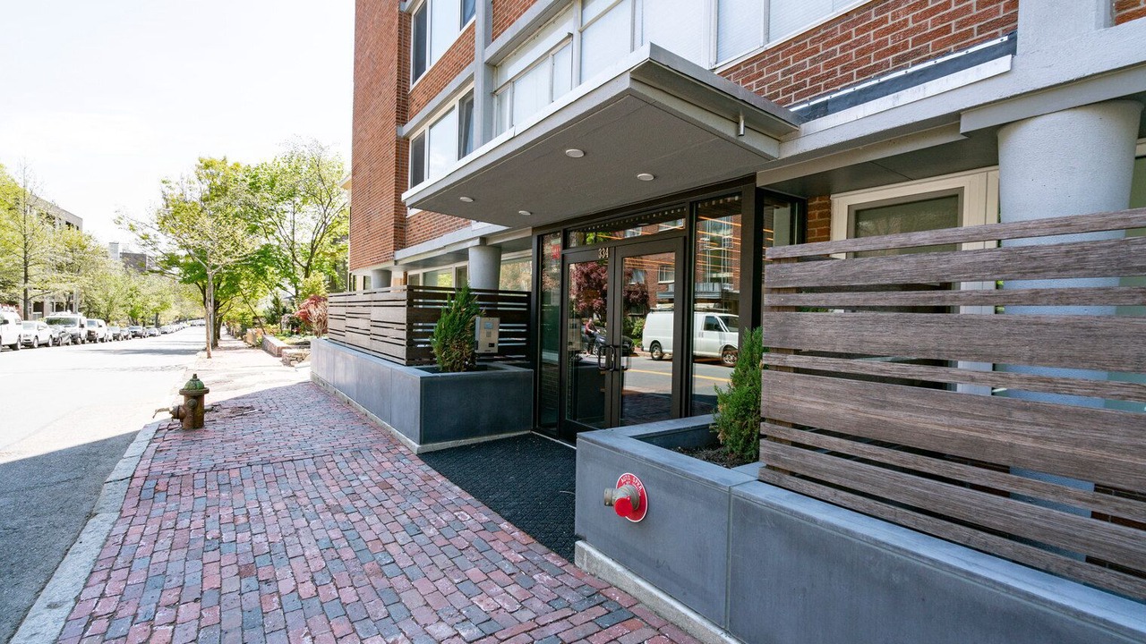 Photo of Outdoor in Mid-Cambridge
