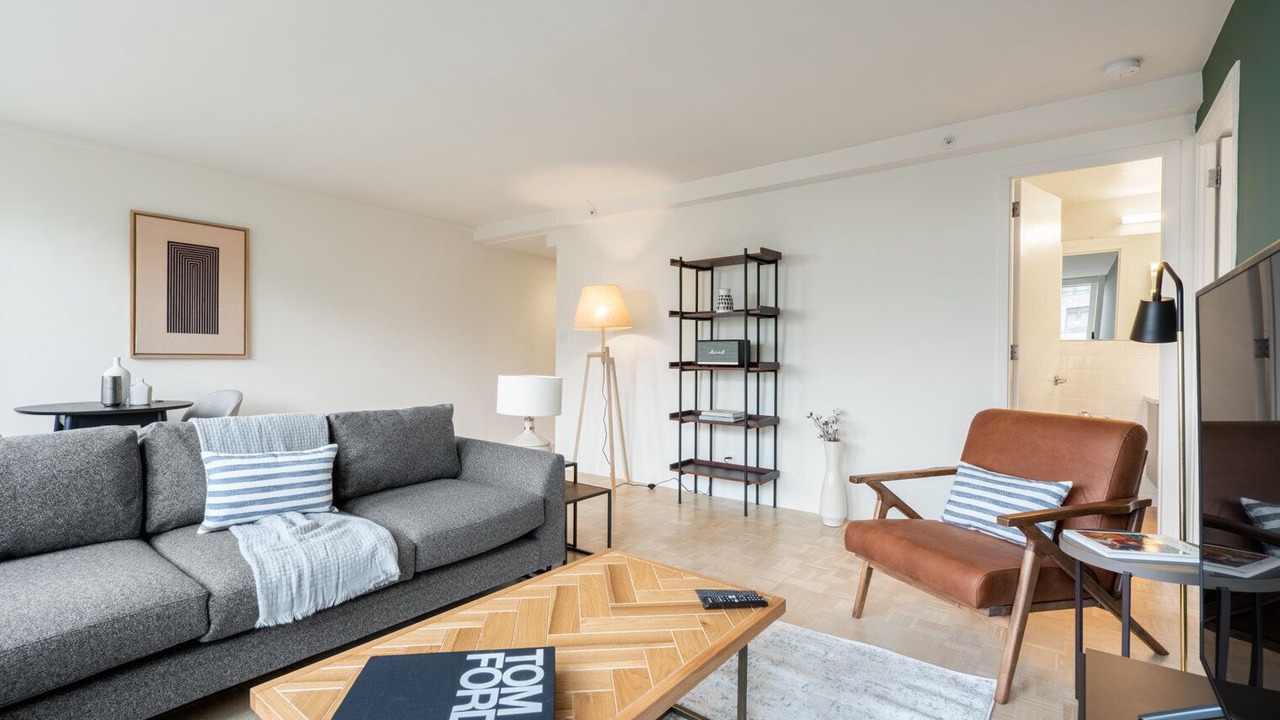 Photo of Livingroom in Prudential - St. Botolph