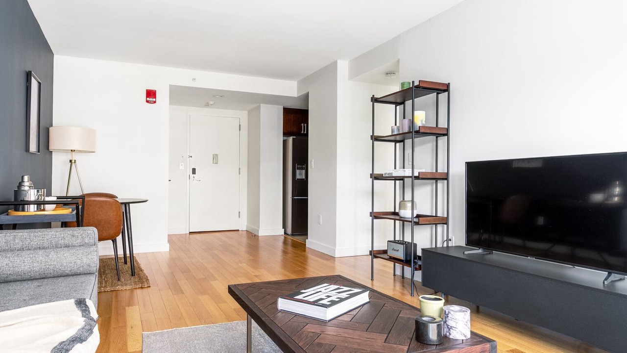 Photo of Livingroom in Back Bay East