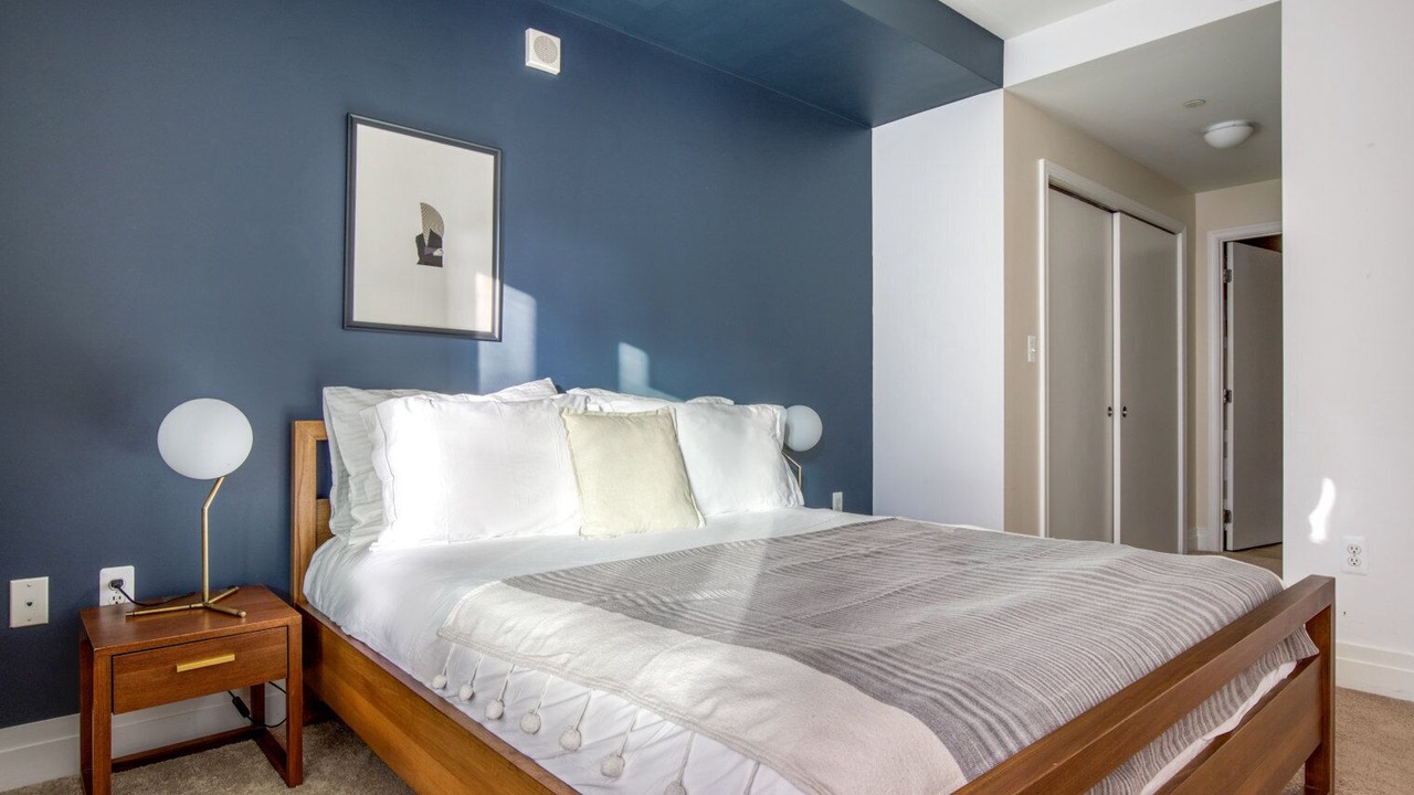 Photo of Bedroom in Foggy Bottom