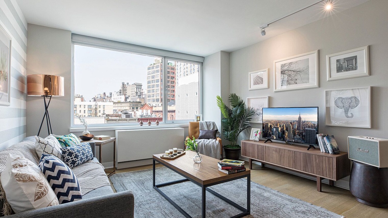 Photo of Livingroom in Ukrainian Village