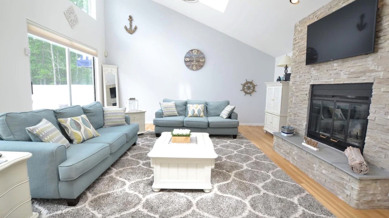 Photo of Livingroom in Quogue