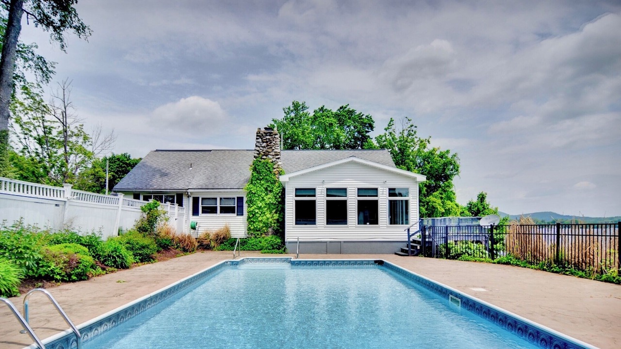 Photo of Outdoor in Pittsfield