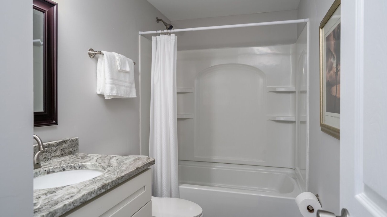 Photo of Bathroom in Buckroe Beach