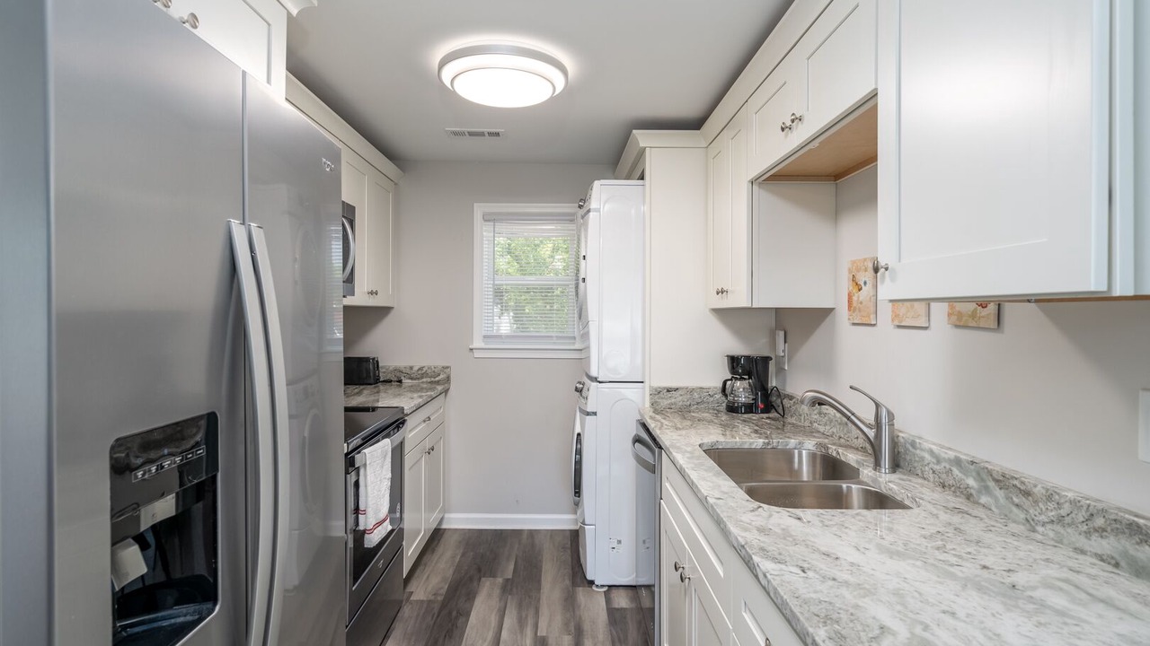 Photo of Kitchen in Buckroe Beach