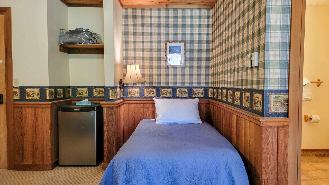 Photo of Bedroom in Mazama