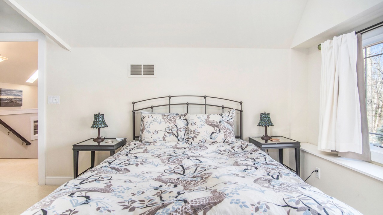Photo of Bedroom in Grand Beach