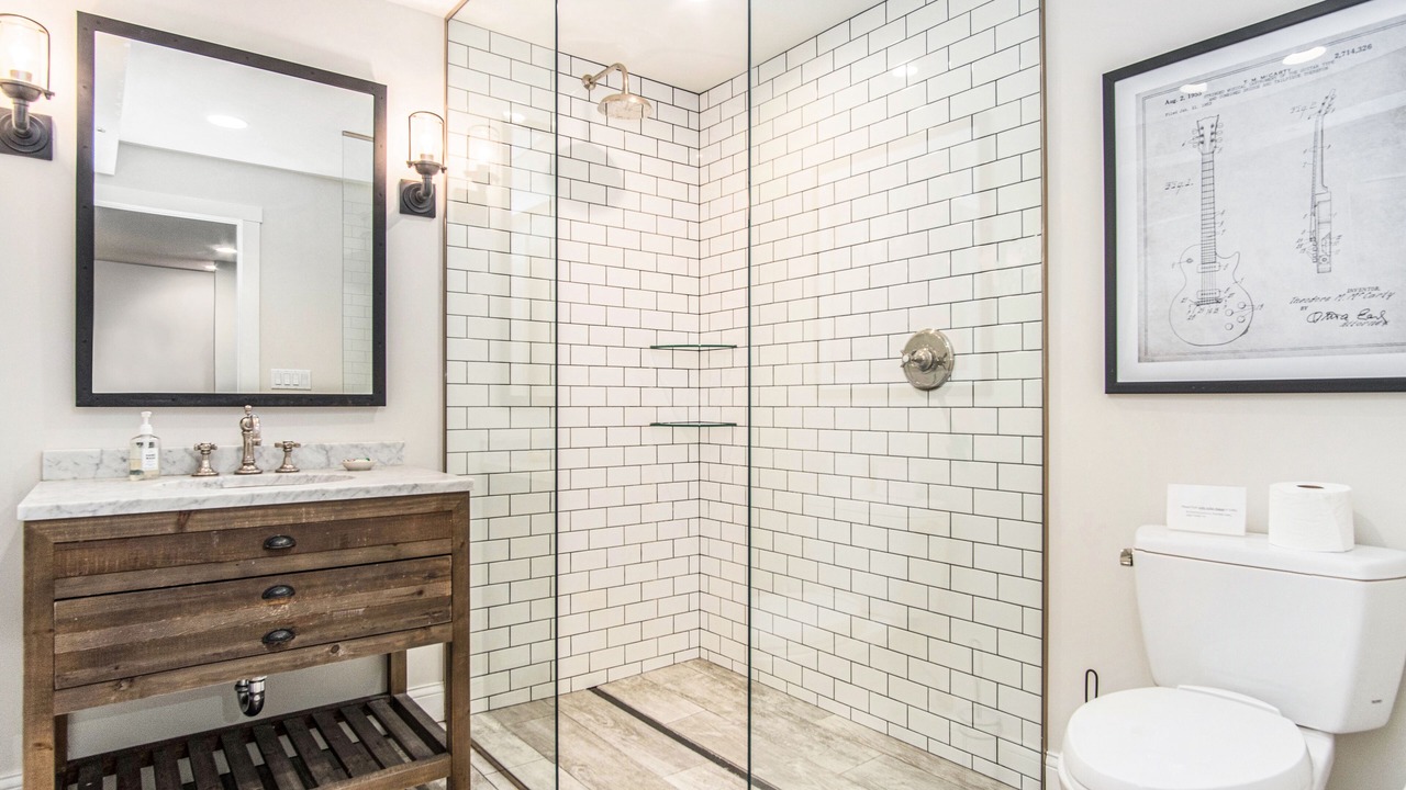 Photo of Bathroom in Grand Beach