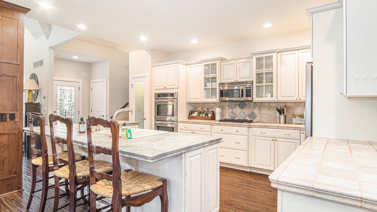 Photo of Kitchen in Grand Beach