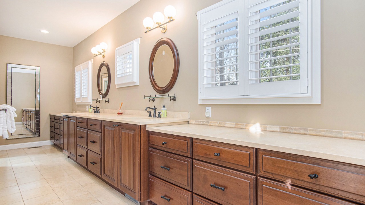 Photo of Bathroom in Grand Beach