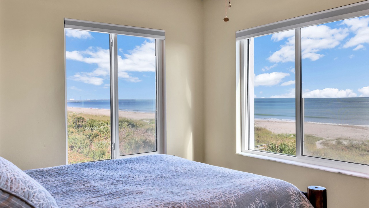 Photo of Bedroom in Cape Caneveral Beach Gardens