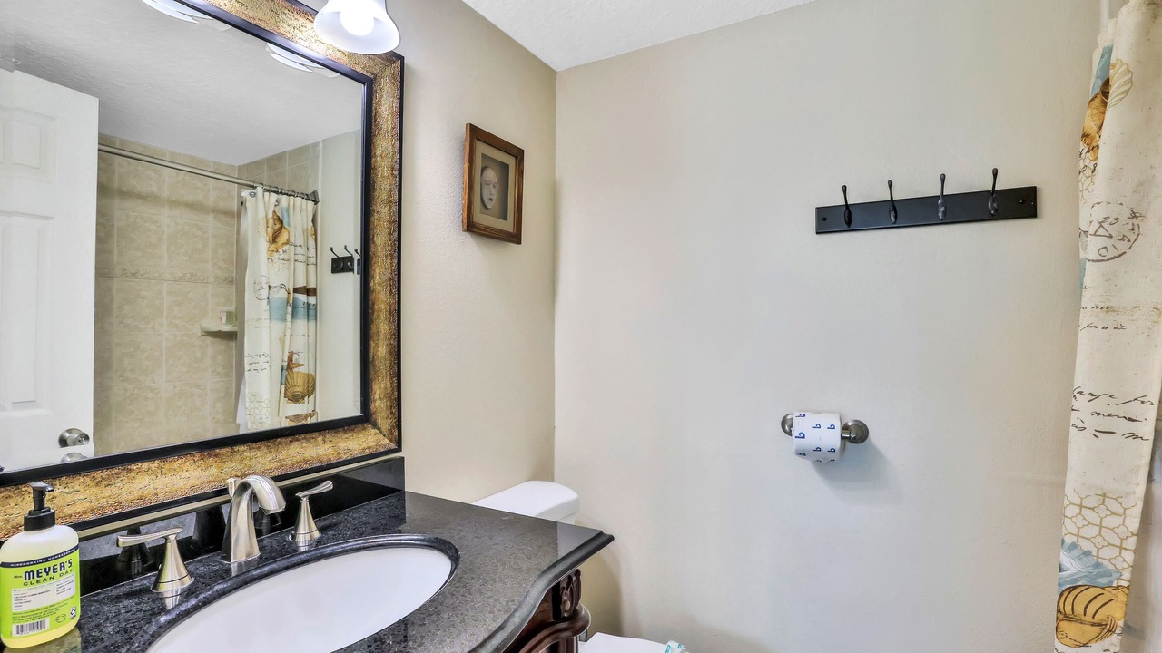 Photo of Bathroom in Cape Caneveral Beach Gardens