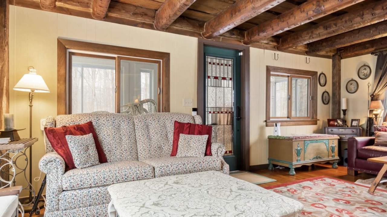 Photo of Livingroom in West Stockbridge