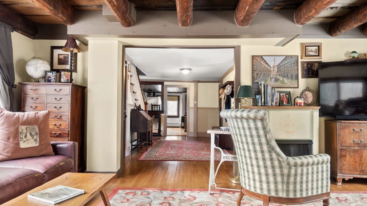 Photo of Livingroom in West Stockbridge