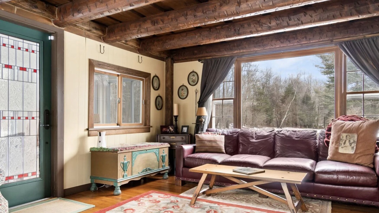 Photo of Livingroom in West Stockbridge