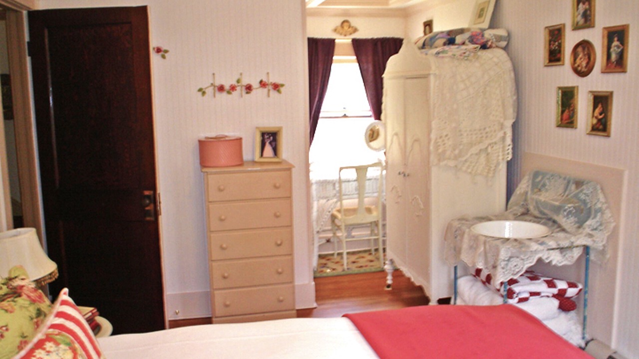 Photo of Bedroom in West Stockbridge