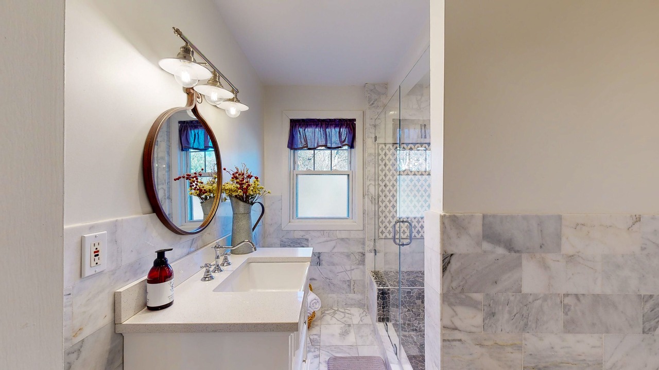 Photo of Bathroom in Baiting Hollow