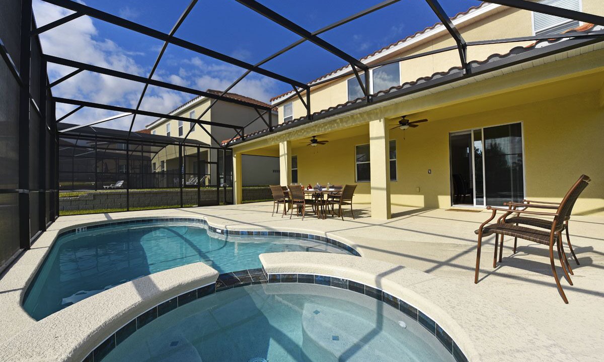 Photo of Outdoor in Loughman