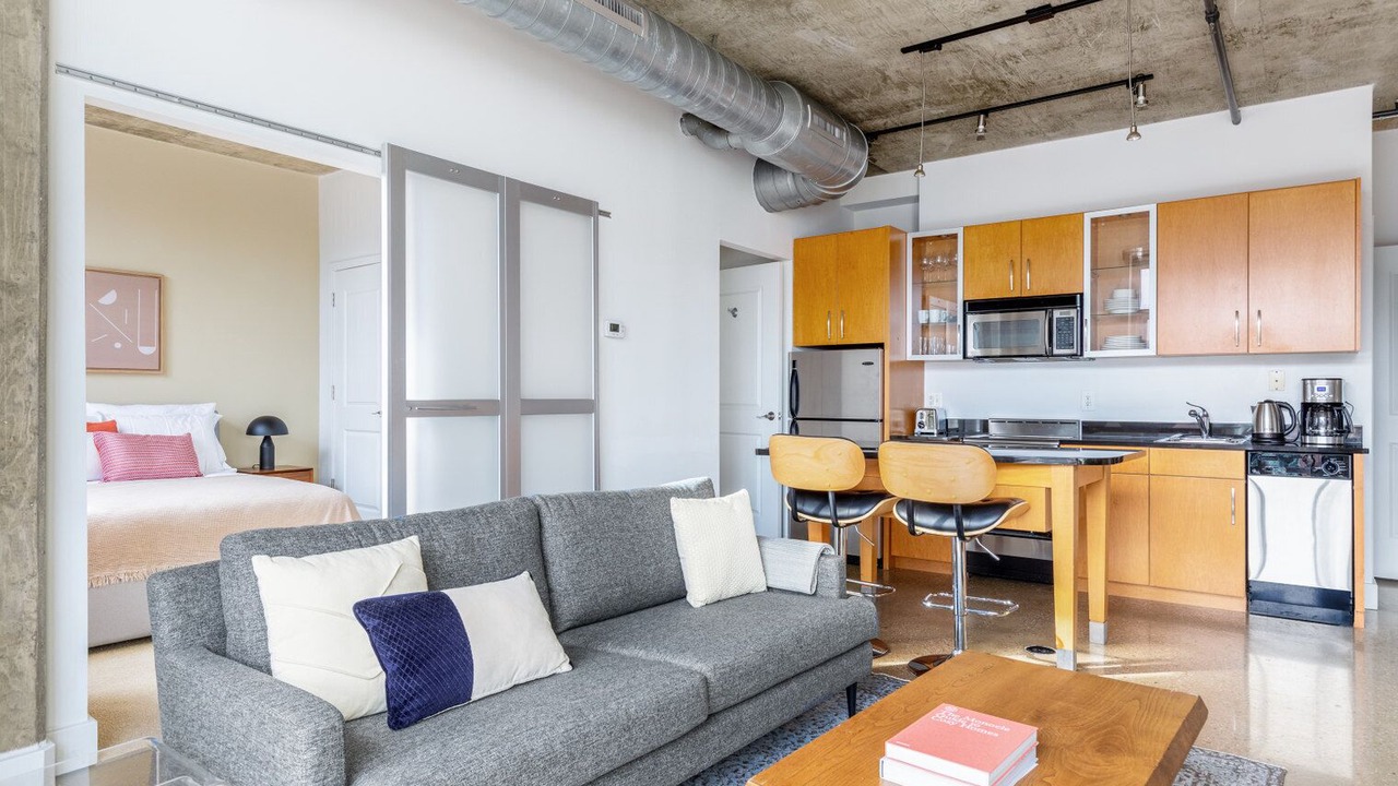 Photo of Livingroom in Logan Circle