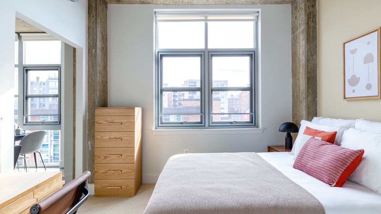 Photo of Bedroom in Logan Circle